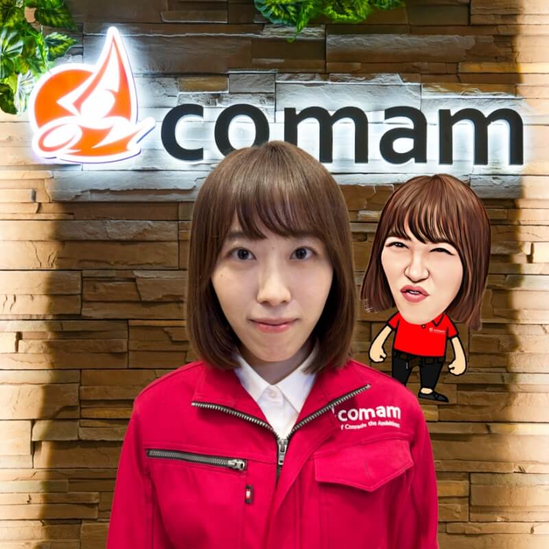 スタッフの顔写真