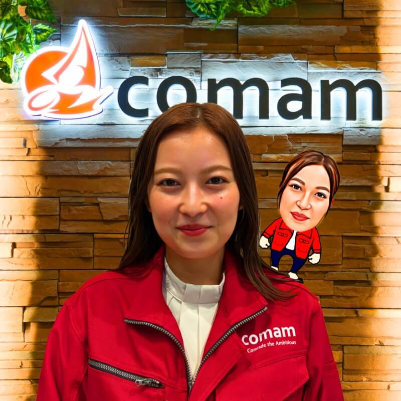 スタッフの顔写真