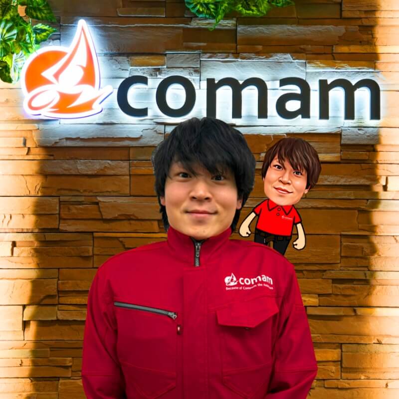 スタッフの顔写真